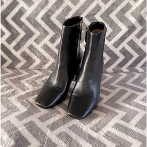 ❌❌SOLD❌❌Cole Haan Black Leather Boots